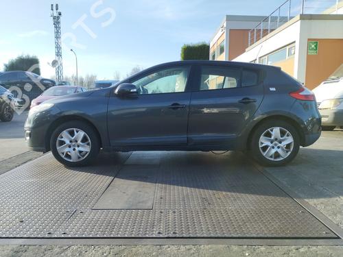 Fuse box RENAULT MEGANE III Hatchback (BZ0/1_, B3_)  | BP22339090E1 