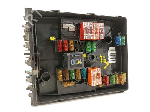 Used Fuse box Fuse box 17476027 17476027