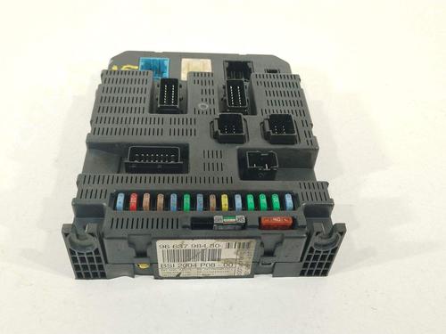 Used Fuse box Fuse box 38563932 38563932