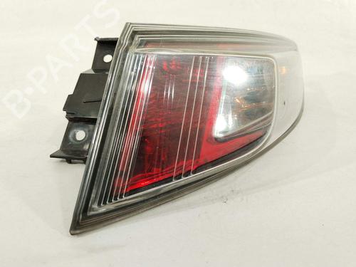 Used Right taillight Right taillight 28601305 28601305