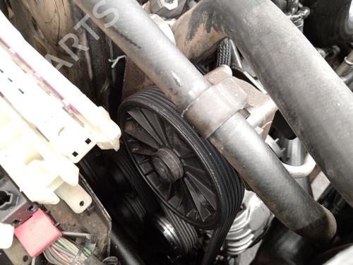 Used Steering pump VOLVO XC90 I (275) D5 AWD (163 hp) 30975300