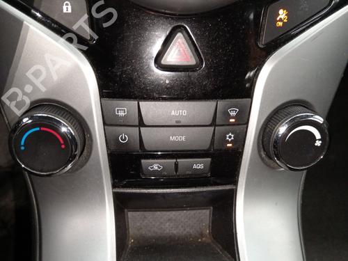 Used Climate control Climate control CHEVROLET CRUZE (J300) 1.6 (109 hp) 36325698 36325698