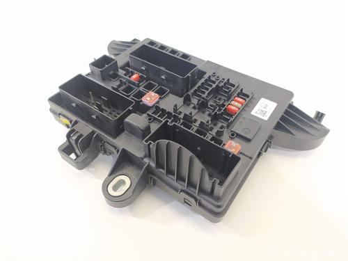 Used Fuse box Fuse box 9500205 9500205