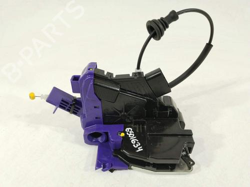 rear-right-lock-kia-carens-iv-2013-32393702 main image