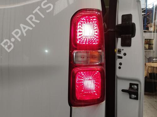 Used Right taillight Right taillight PEUGEOT TRAVELLER Bus (V_) 2.0 BlueHDi 145 (144 hp) 33328969 33328969