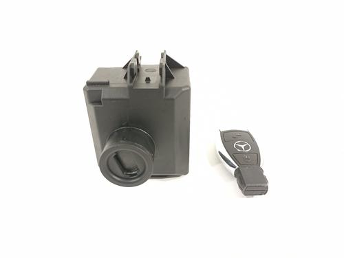 Used Ignition barrel MERCEDES-BENZ A-CLASS (W176) A 45 AMG 4-matic (176.052) (360 hp) 15579044