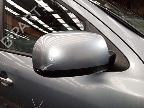 Retrovisor derecho Retrovisor derecho 38073934 38073934