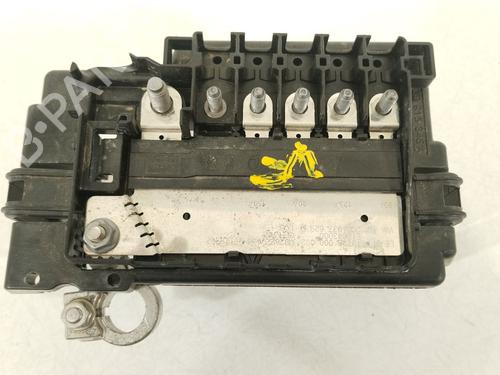 Used Fuse box Fuse box 38015995 38015995