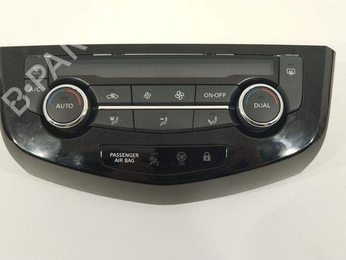 Used Climate control Climate control 26718262 26718262