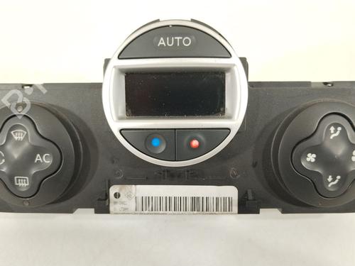 climate-control-renault-clio-iii-br01-cr01-2005-2006-2007-2008-2009-2010-2011-2012-2013-2014-37492408 main image