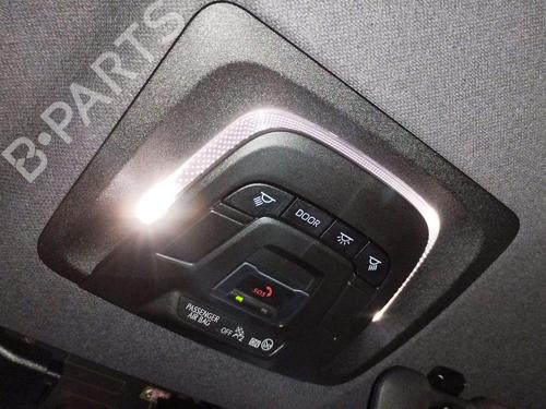 Luz interior Luz interior 39568673 39568673