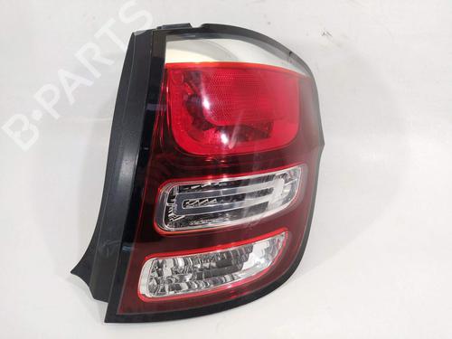 Used Right taillight Right taillight 21662441 21662441