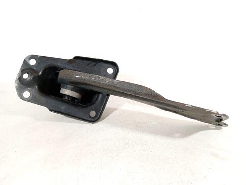 Used Right rear suspension arm Right rear suspension arm 39077466 39077466
