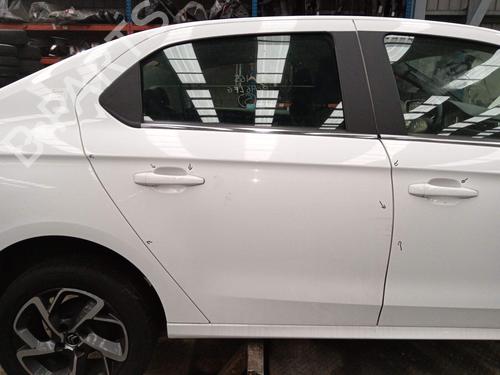 Used Right rear door Right rear door 39239563 39239563