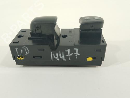 Right front window switch NISSAN JUKE (F15) 1.5 dCi | BP27241961I26 