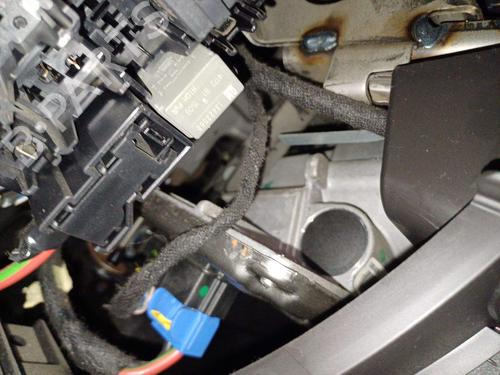 Used Steering column Steering column 37270000 37270000