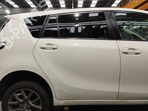Used Right rear door Right rear door 38321082 38321082