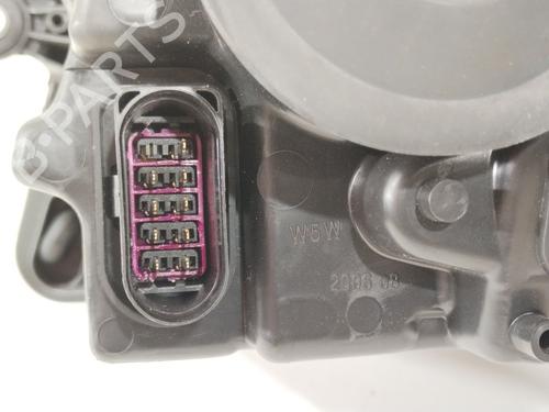 Right headlight VW POLO (9N_, 9A_) 1.4 16V | BP27499647C29 