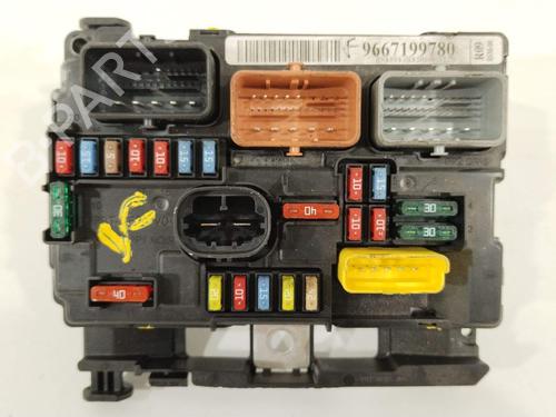Used Fuse box Fuse box 29114426 29114426