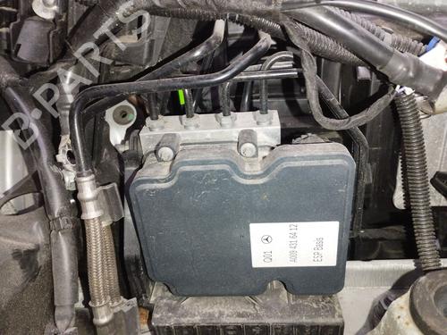 Used ABS pump MERCEDES-BENZ CLA Coupe (C117) CLA 200 CDI (117.301) (136 hp) 29463672