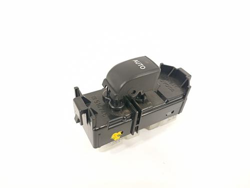 Right rear window switch TOYOTA LAND CRUISER PRADO (_J12_) 3.0 D-4D (KDJ120, KDJ125) | BP13641247I28 