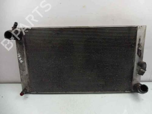 Used Water radiator Water radiator 3466602 3466602
