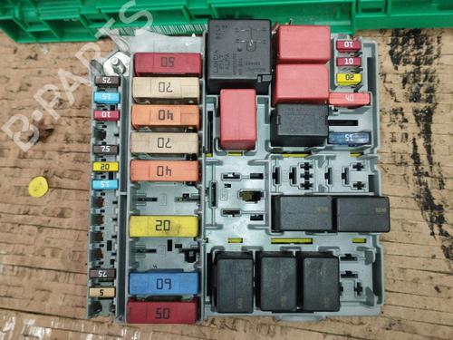 Used Fuse box Fuse box LANCIA DELTA III (844_) 1.6 D Multijet (844.AXC11, 844.AXC1A) (120 hp) 40079794 40079794