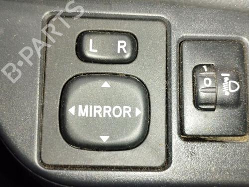 Speilbryter Speilbryter TOYOTA YARIS (_P13_) 1.5 Hybrid (NHP130_, NHP130) (101 hp) 34704137 34704137