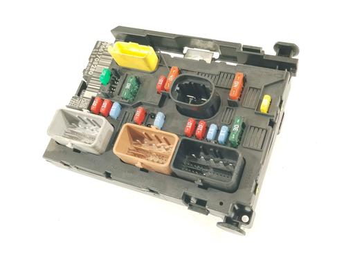 Used Fuse box Fuse box 31356167 31356167