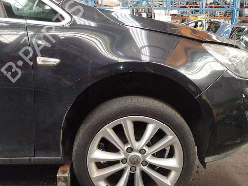 Used Right front fenders Right front fenders OPEL ASTRA J (P10) 2.0 CDTI (68) (160 hp) 40010204 40010204