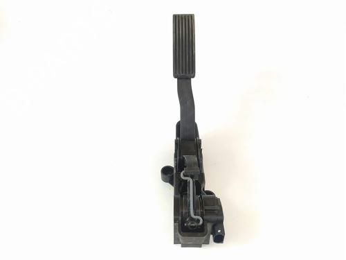 Used Pedal Pedal 14939058 14939058