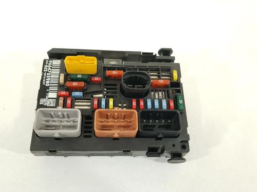 Used Fuse box Fuse box 36989313 36989313