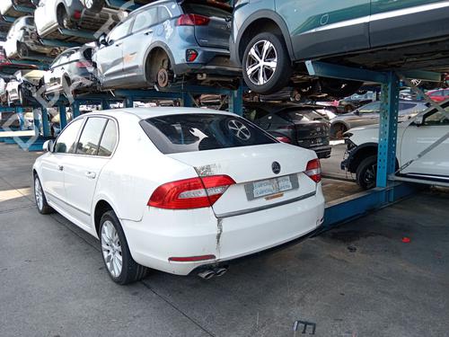 Ricambi SKODA SUPERB II (3T4) 2.0 TDI 16V 4770631