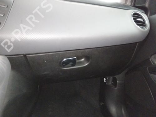 Used Glove box Glove box 38557000 38557000