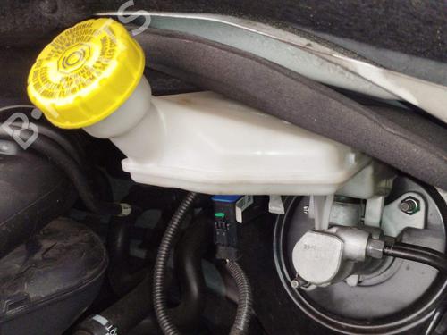 hovedbremsecylinder-peugeot-2008-i-cu_-2013-37152750 main image
