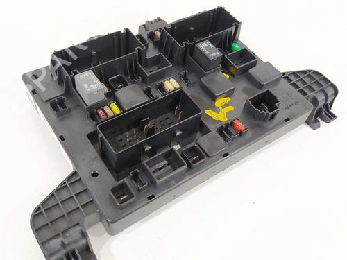 Used Fuse box Fuse box 10094236 10094236
