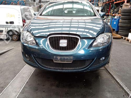 Used Front bumper Front bumper SEAT LEON (1P1) 1.6 (102 hp) 39949822 39949822