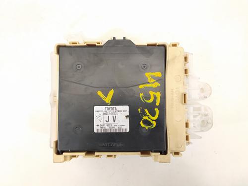 Fuse box TOYOTA AURIS (_E18_)  | BP9074275E1 