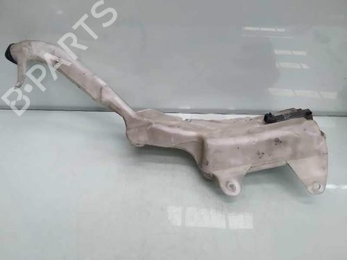 windscreen-washer-tank-toyota-rav-4-ii-_a2_-060851044-2000-2001-2002-2003-2004-2005-7442271 main image
