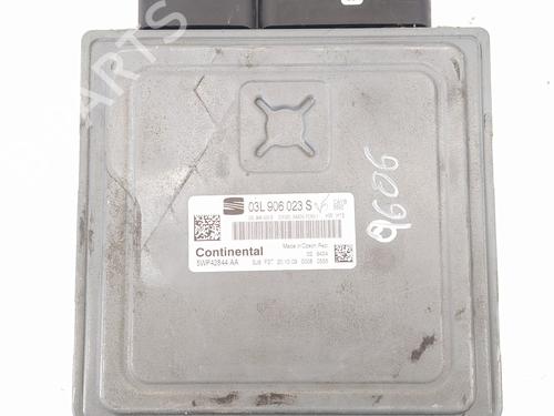 Engine control unit (ECU) SEAT IBIZA IV (6J5, 6P1)  | BP11758032M57 