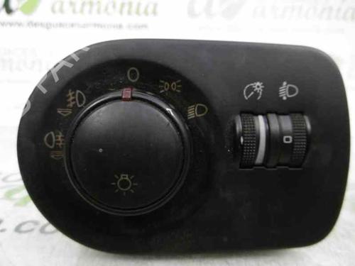 Used Headlight switch SEAT LEON (1P1) [2005-2013]  2977539