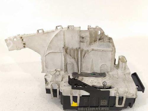 Front left lock VW CRAFTER 30-35 Bus (2E_)  A9067202135