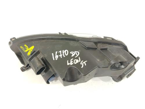 Right front fog light SEAT LEON ST (5F8) 1.5 TSI | BP34568041C31  - Image 7