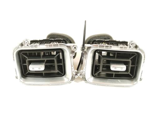 Used Air vent Air vent KIA SORENTO IV (MQ4, MQ4A) 1.6 T-GDi Hybrid (179 hp) 36357687 36357687