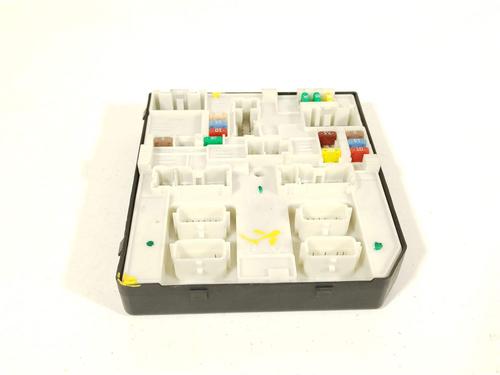 fuse-box-renault-scenic-iii-jz01_-2008-2009-2010-2011-2012-2013-2014-2015-2016-32212457 main image