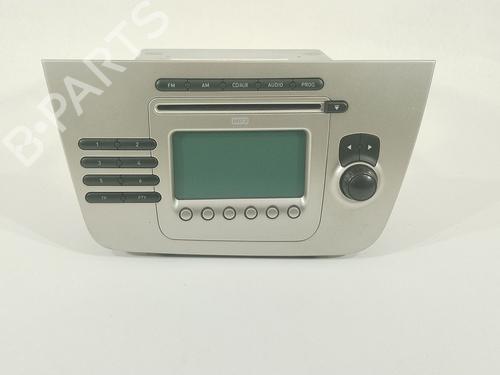radio-seat-altea-5p1-2004-2005-2006-2007-2008-2009-2010-2011-2012-2013-2014-2015-34722056 main image
