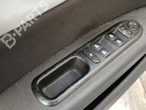 Used Left front window switch Left front window switch PEUGEOT 407 SW (6E_, 6D_) 2.0 HDi 135 (136 hp) 10149807 10149807
