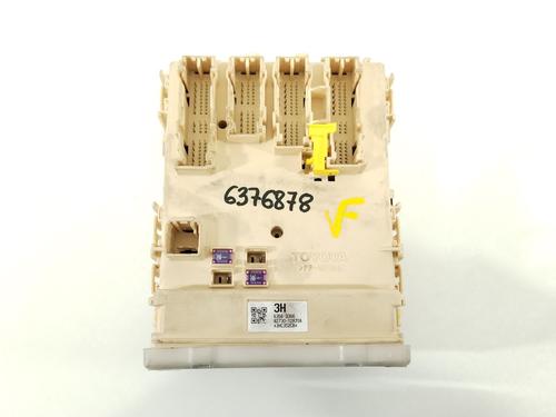 Used Fuse box TOYOTA AURIS (_E18_) 1.4 D-4D (NDE180_, NDE180R) (90 hp) 29178447
