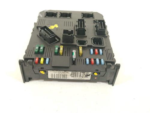 Used Fuse box Fuse box 38411955 38411955