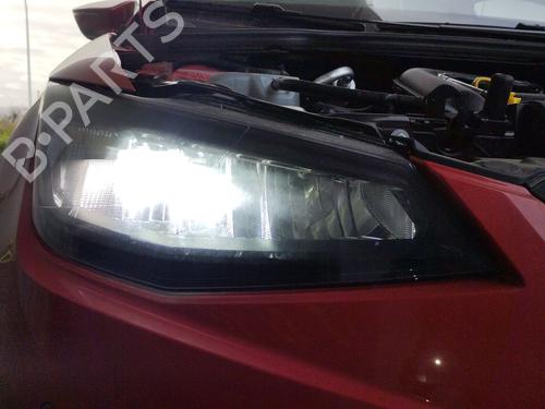 Used Right headlight Right headlight SEAT IBIZA V (KJ1, KJG) [2017-2026] 36340362 36340362